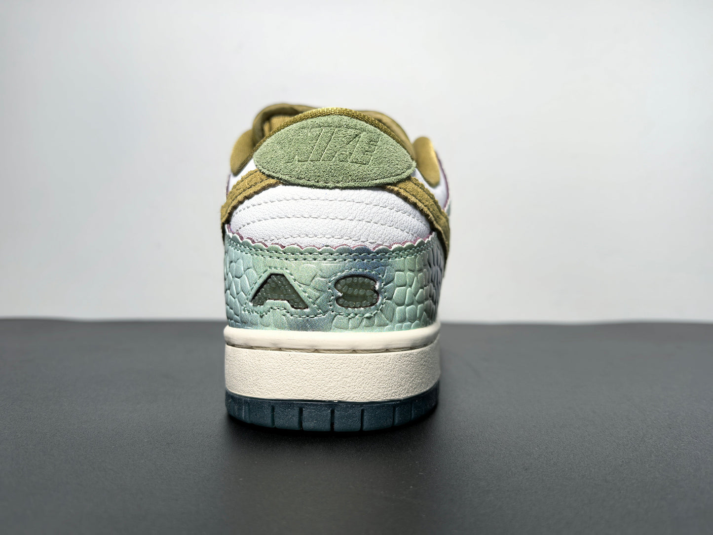 Alexis Sablone x Dunk Low SB 'Chameleon'