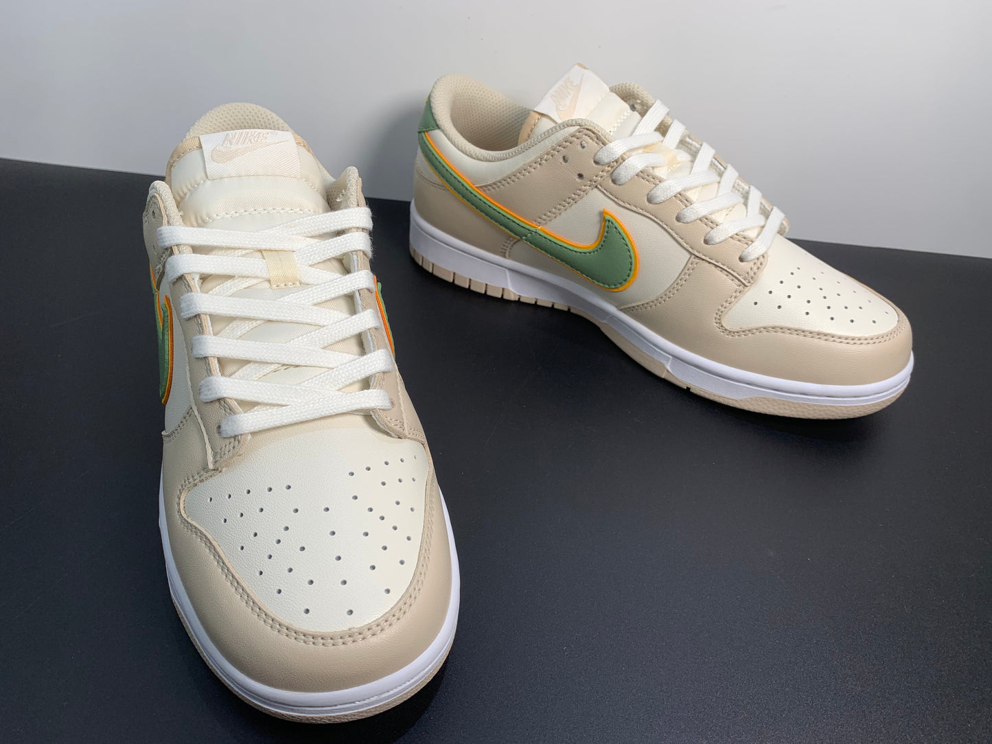 Nike Dunk Low 'Pale Ivory Oil Green'  FQ6869-131