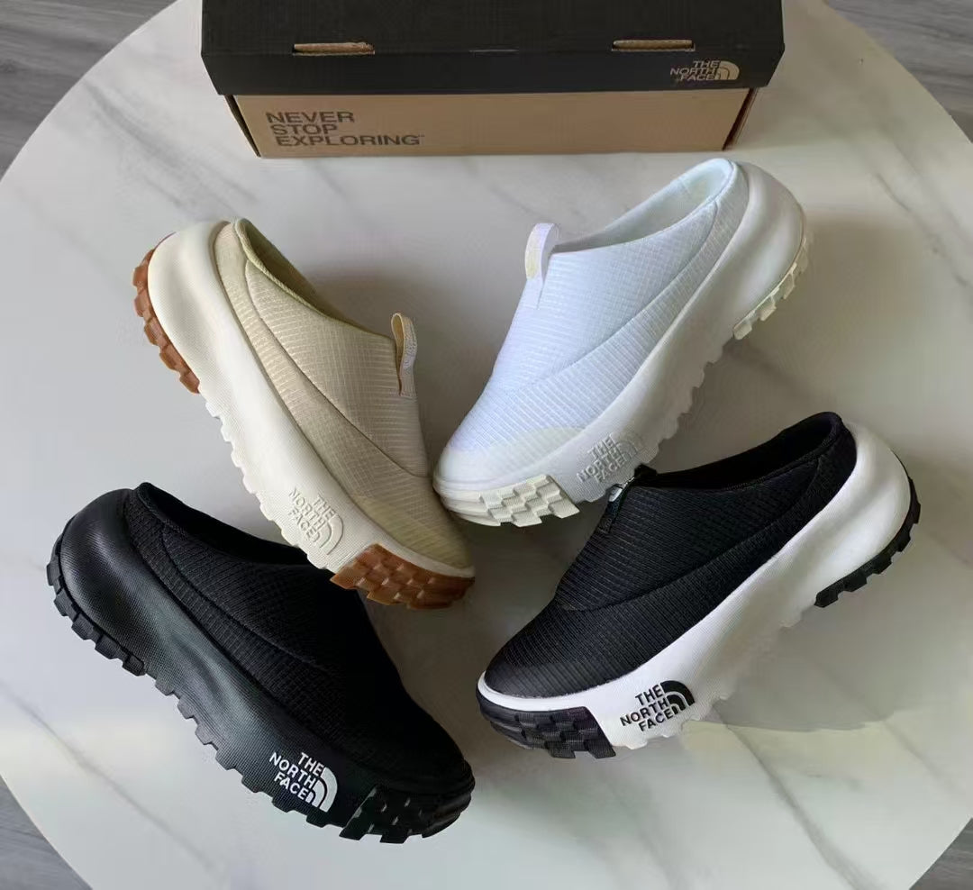 THE M THERMOBALL TRACTION MULE V Pure Black NFOABA9BKY4-055