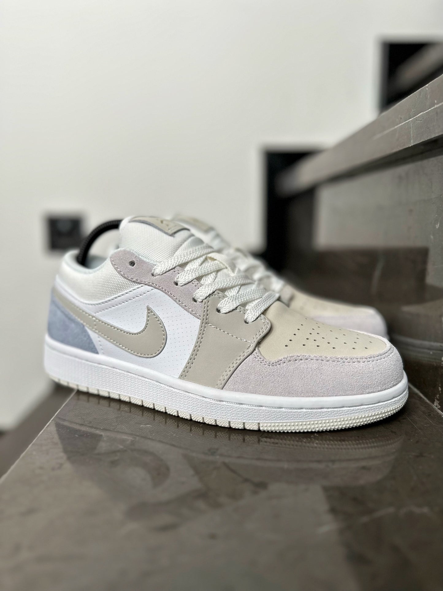 Air Jordan 1 Low ‘Paris’