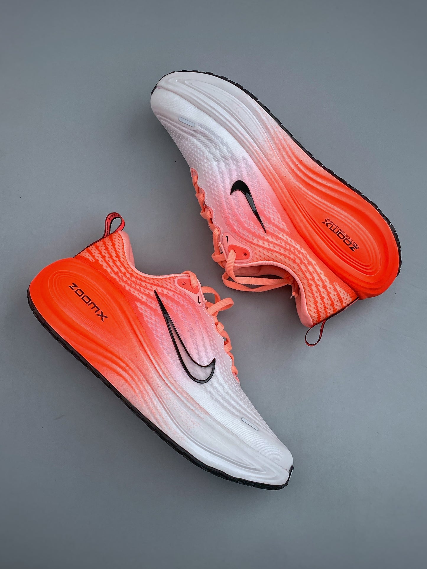 NIKE VOMERO PLUS RUN Red IM2038-039