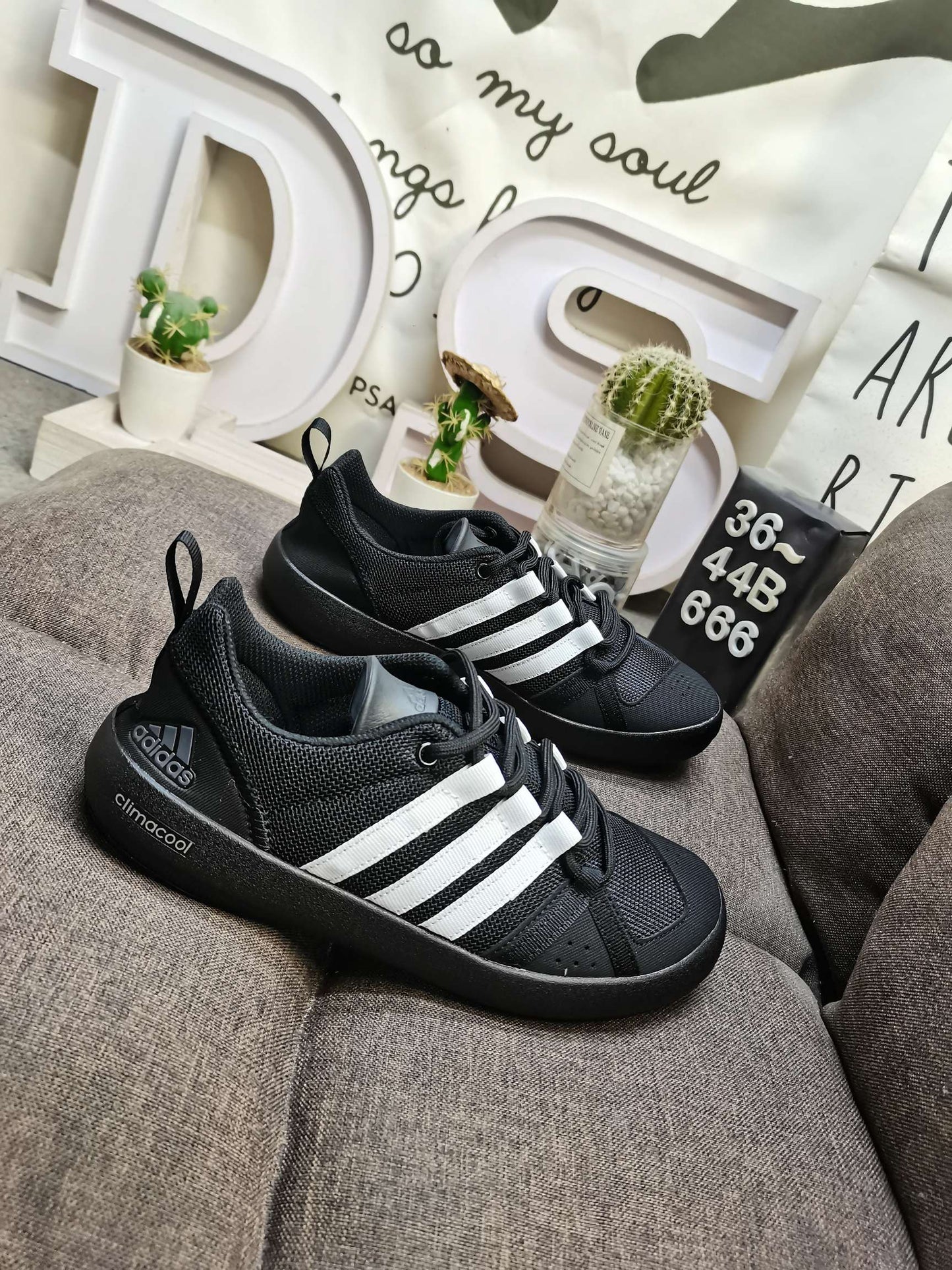 Adidas CLIMACOOL BOAT LACE GRAPHIC Black White DS-666D