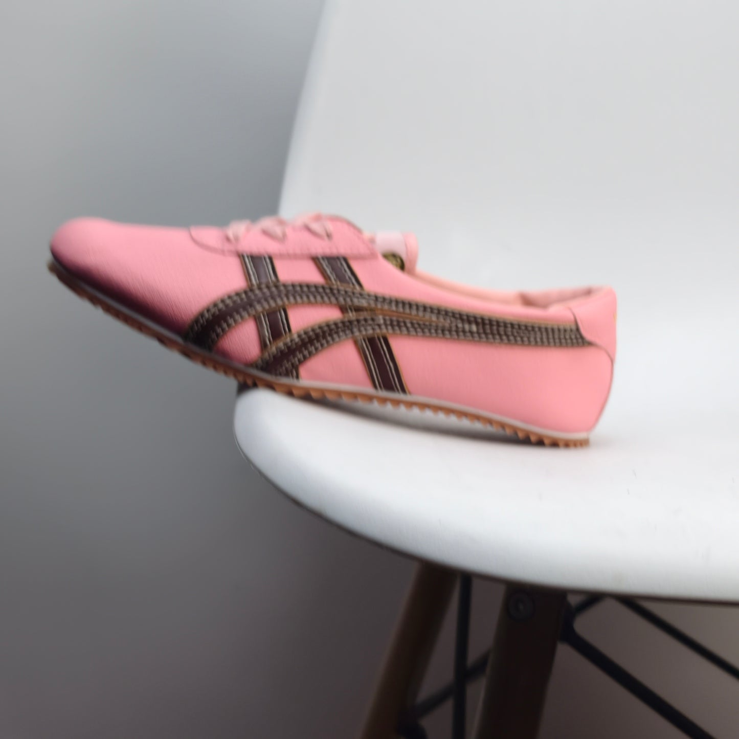 Versace x Onitsuka Tiger Tai-ChiSakura Slip-on Pink 1024594-1A17741_2U2HJ