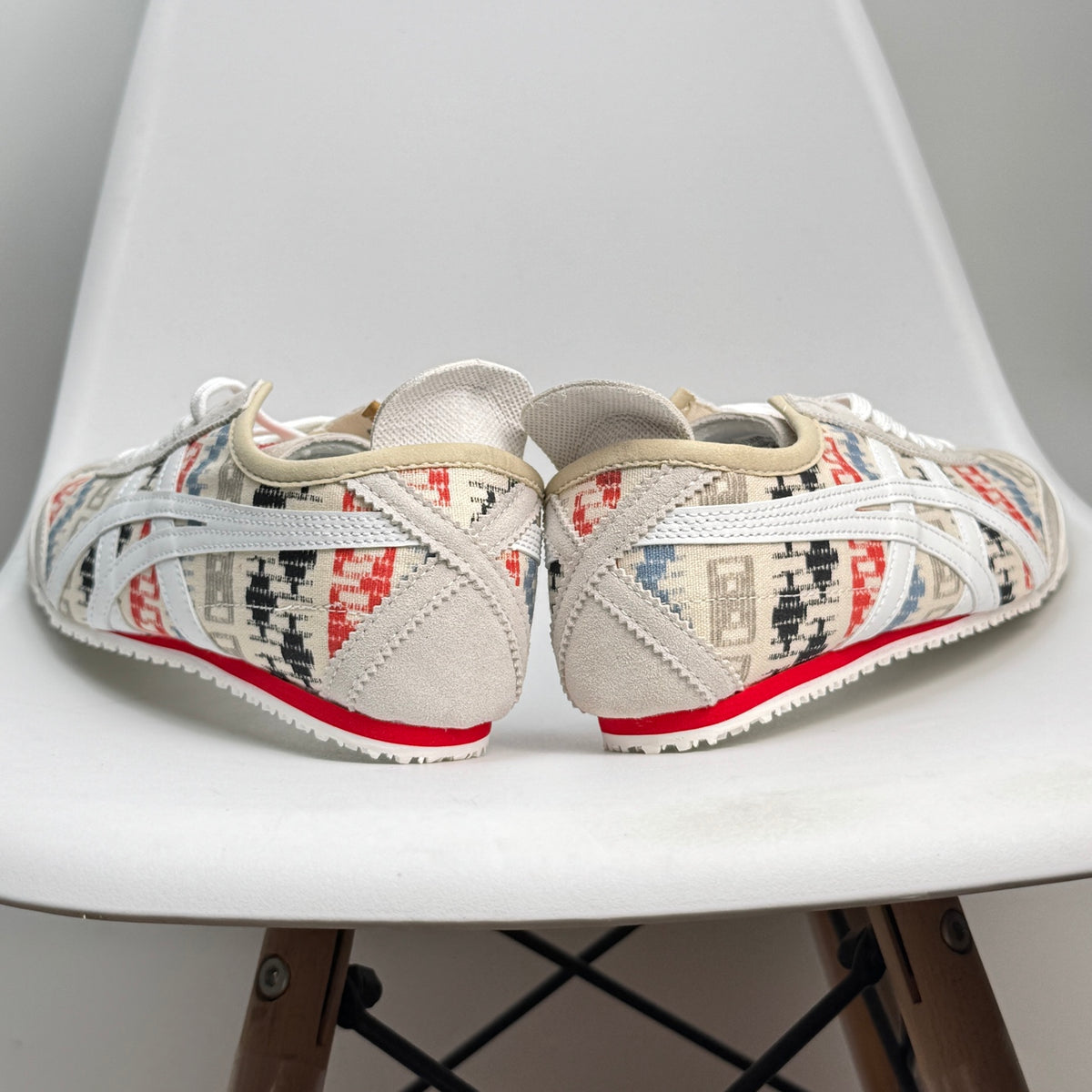 Onitsuka Tiger Mexico 66 x Doi Tung Sneaker Cream Birch 888DNY