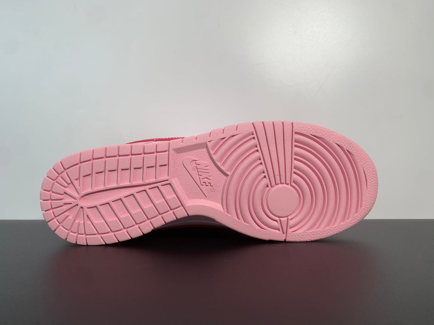 Nike Dunk Low Triple Pink DH9765-600