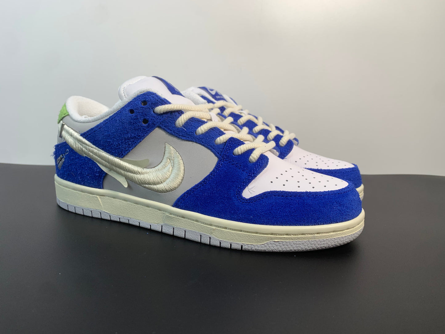 Fly Streetwear x Nike SB Dunk Pro Low Gardenia DQ5130-400