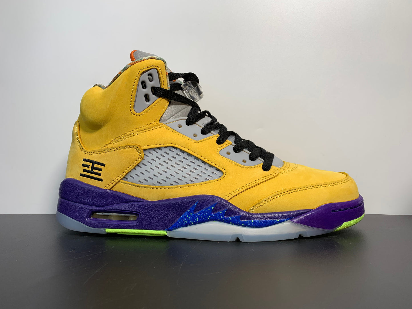Air Jordan 5 Retro SE GS “What The” CZ5725-700