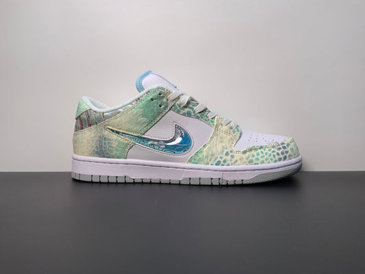 Nike SB Dunk Low Year Of The Dragon ''Steam Puppet''