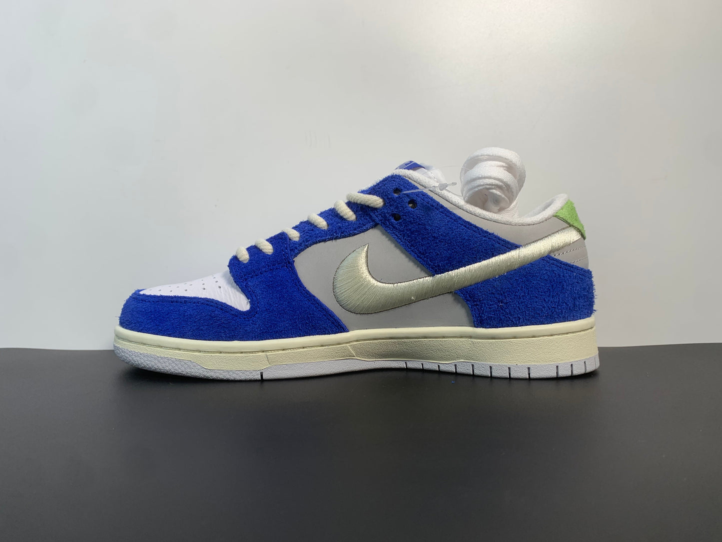 Fly Streetwear x Nike SB Dunk Pro Low Gardenia DQ5130-400