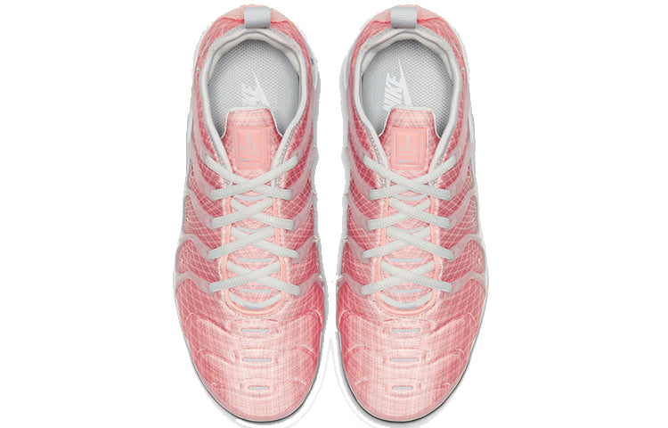 Nike Womens Air VaporMax Plus 'Bleached Coral' Bleached Coral/Metallic Platinum/Pure Platinum AO4550-603