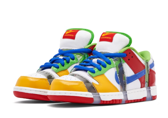 NIKE DUNK SB LOW X SANDY BODECKER 11 AIR FORCE MAX 1 FD8777-100