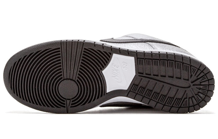 Nike Dunk Low Pro SB Skateboard 'Cold Pizza' Metallic Silver/Black-White 313170-024