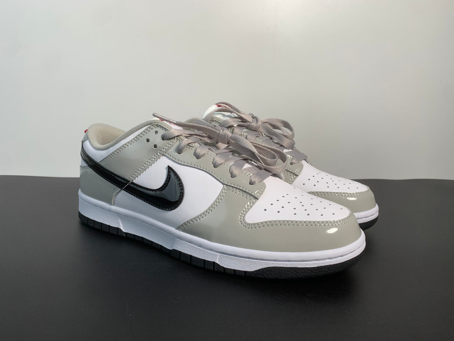Wmns Dunk Low 'Light Iron Ore Black' DQ7576-001