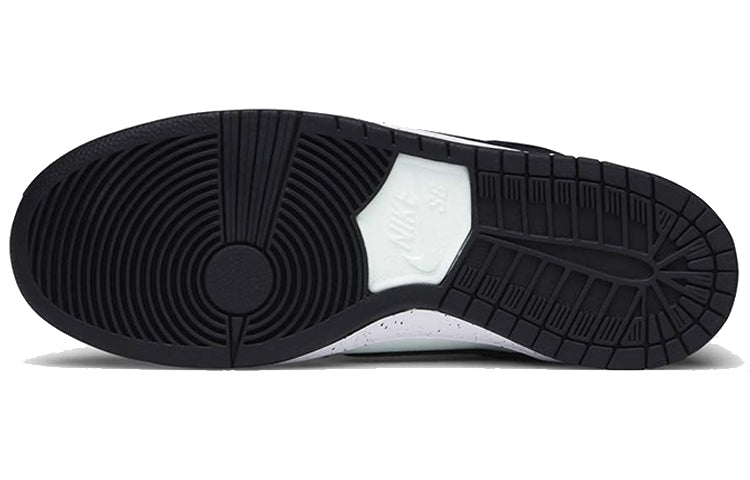 Nike Zoom Dunk Low Pro SB Skateboard 'Barely Green' Black/Black-Barely Green-White 854866-003