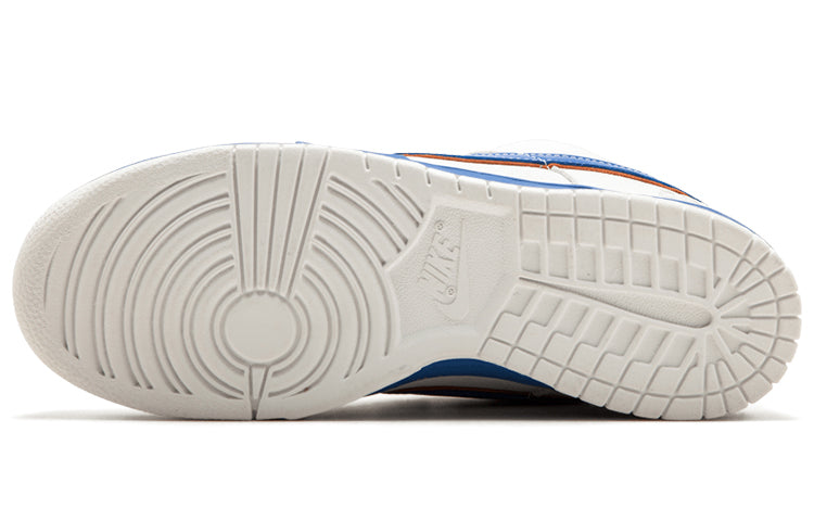 Nike Dunk Low Pro SB Skateboard Medicom 304292-142