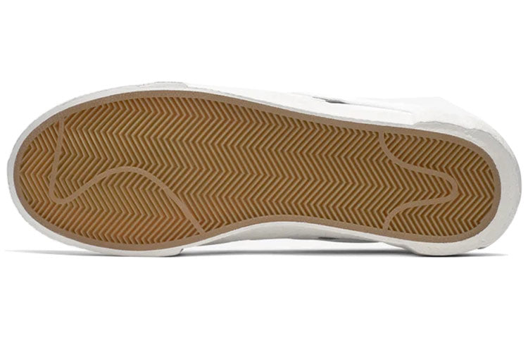 Nike Blazer Mid x Sacai White Wolf Grey BV0072-100