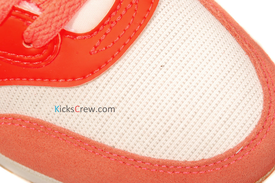 Nike Womens Air Max 1 VNTG Bright Mango Tatol Crimson 555284-106