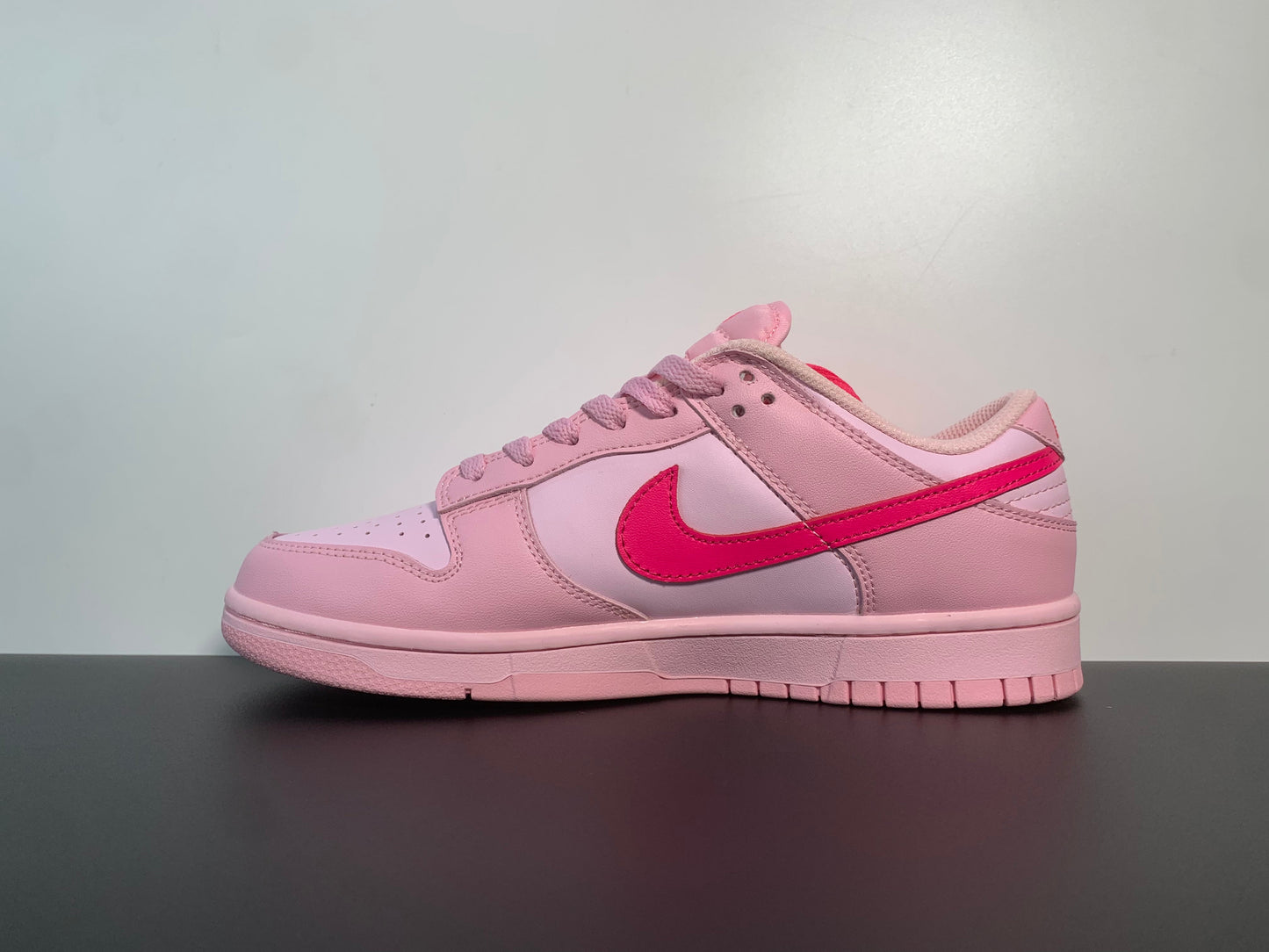 Nike Dunk Low Triple Pink DH9765-600