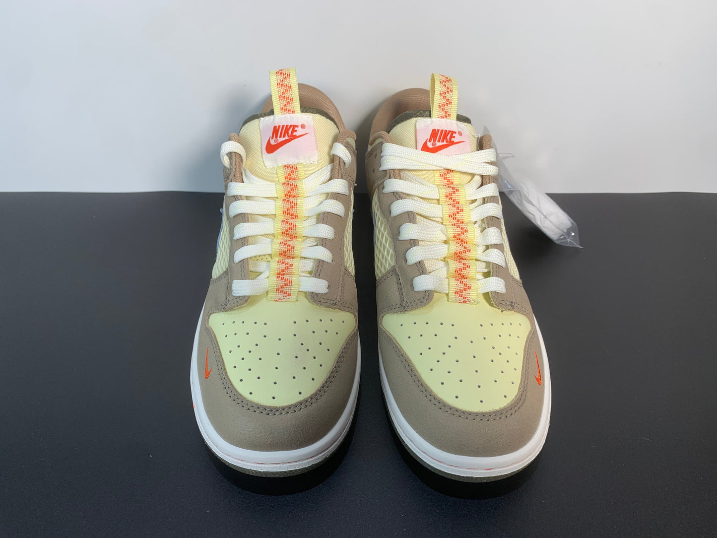 Nike Dunk Low 'Cartoon' DX6038-741