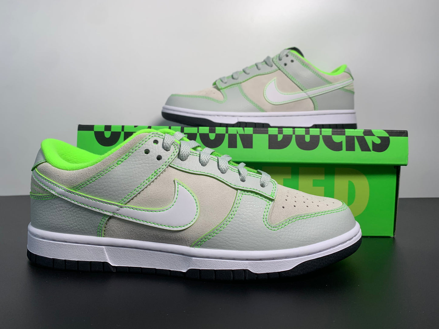 Nike Dunk Low 'University of Oregon' PE FQ7260-001