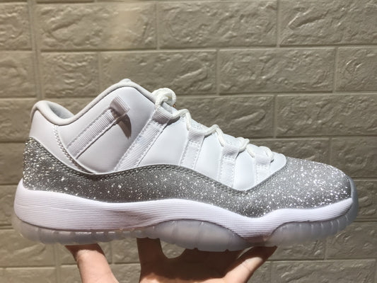 Air Jordan 11 Low" Metallic Silver "