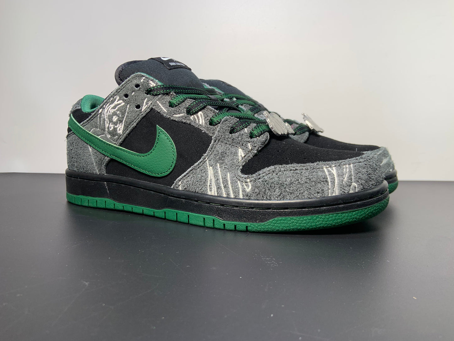There Skateboards x Nike Dunk SB