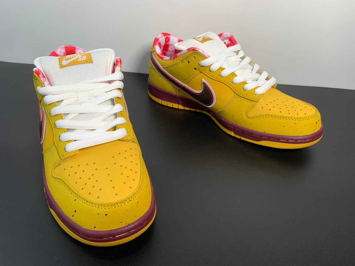 CONCEPTS X Dunk Low Premium SB 'Yellow Lobster' 313170-137566