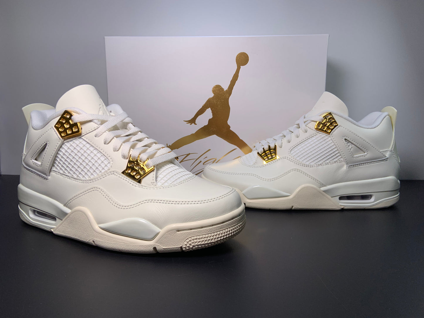 Air Jordan 4 Retro Metallic Gold AQ9129-170 Air Jordan 4 WMNS “Sail”