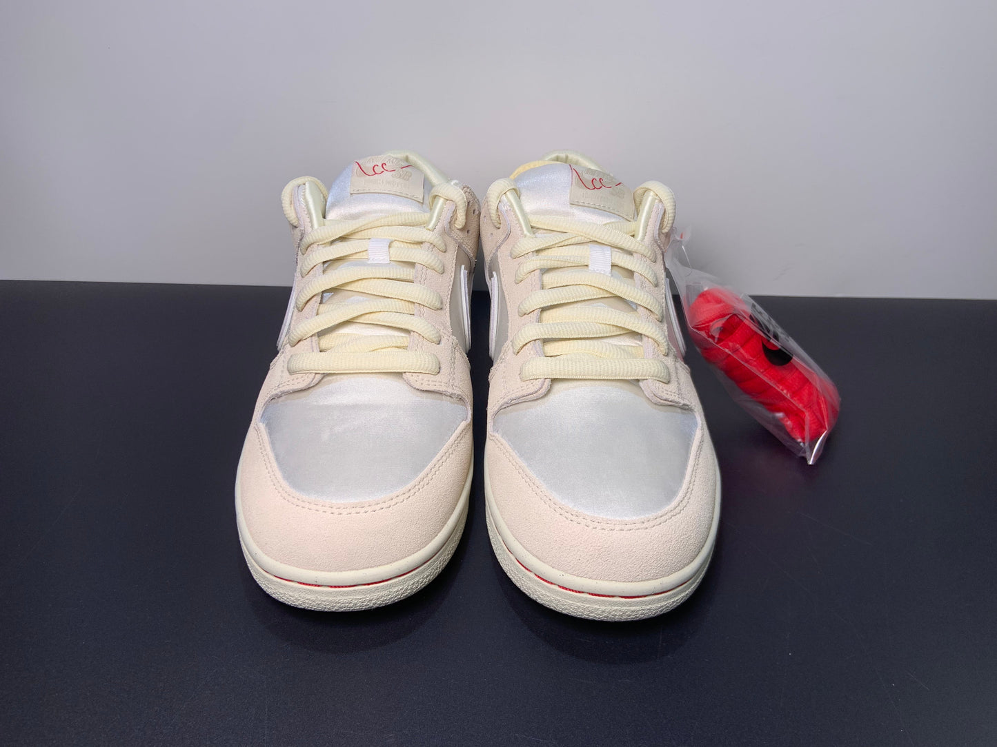 Nike SB Dunk Low Love Found