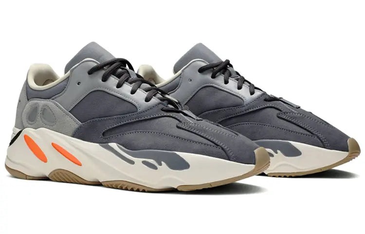 Adidas Yeezy Boost 700 Magnet FV9922