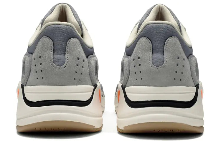 Adidas Yeezy Boost 700 Magnet FV9922