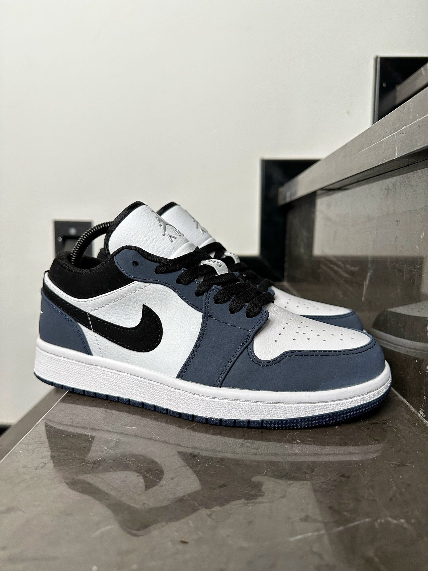 Air Jordan 1 Low Golf 'Midnight Navy'