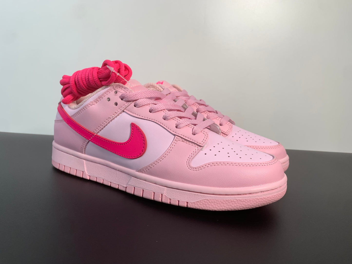 Nike Dunk Low Triple Pink DH9765-600