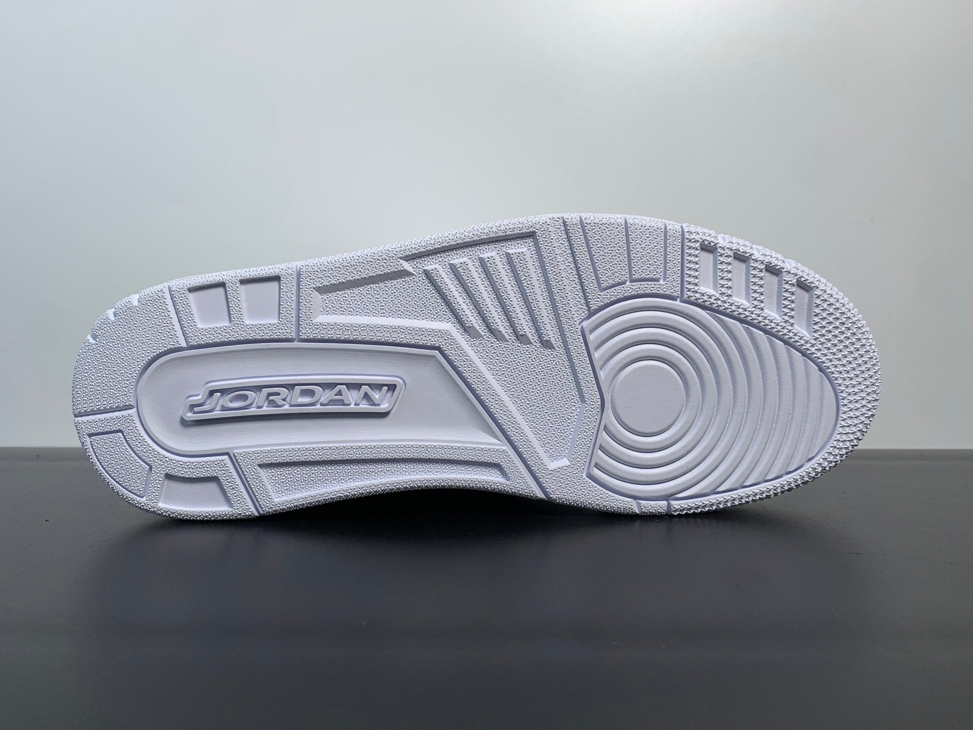 Air Jordan 3 “Pure White” 136064-111