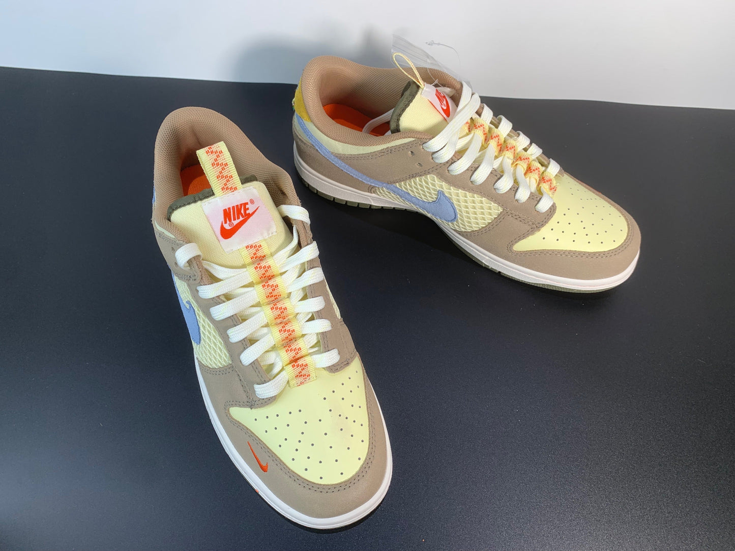 Nike Dunk Low 'Cartoon' DX6038-741