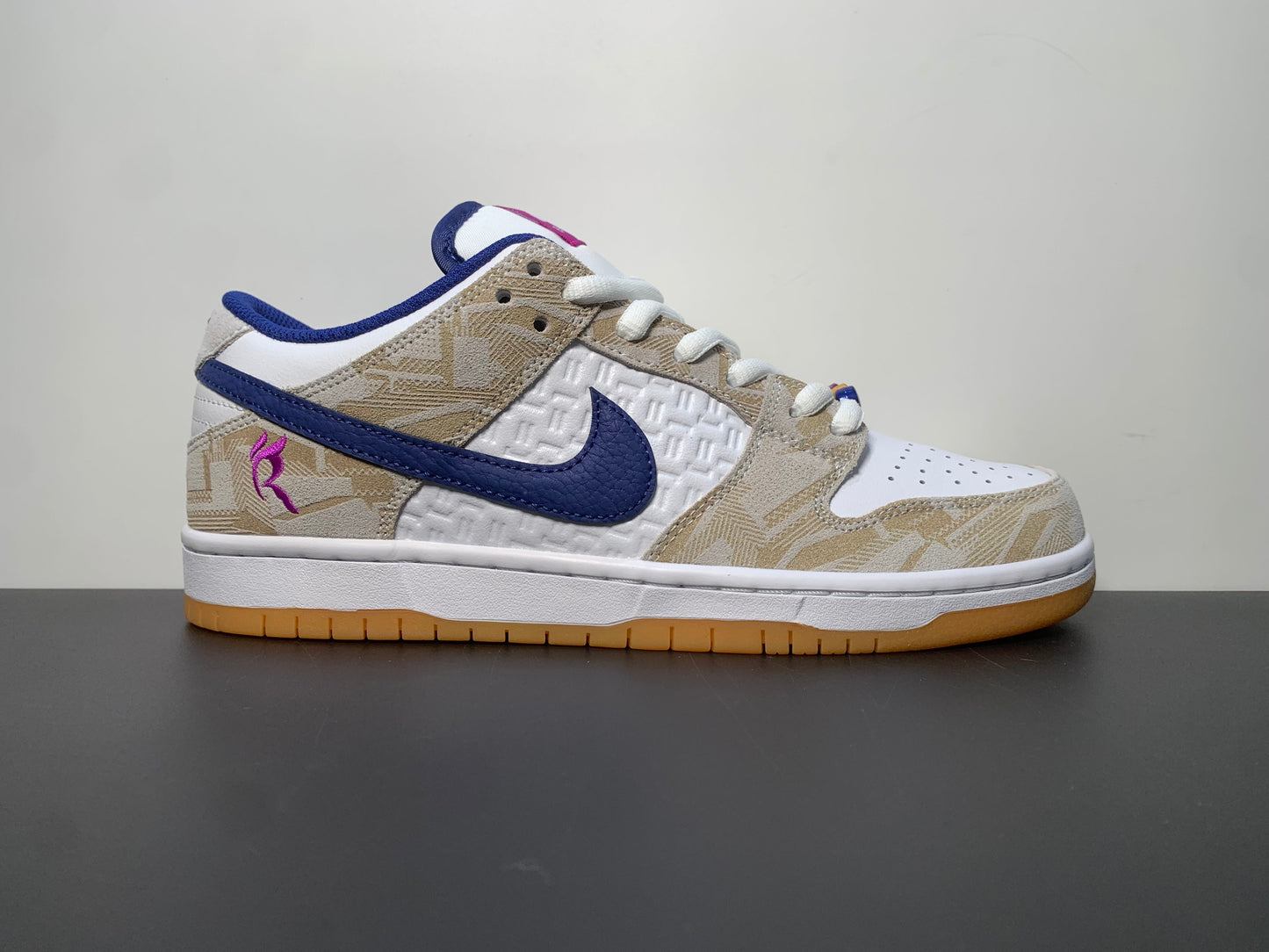 Rayssa Leal x Nike Dunk SB Low hua
