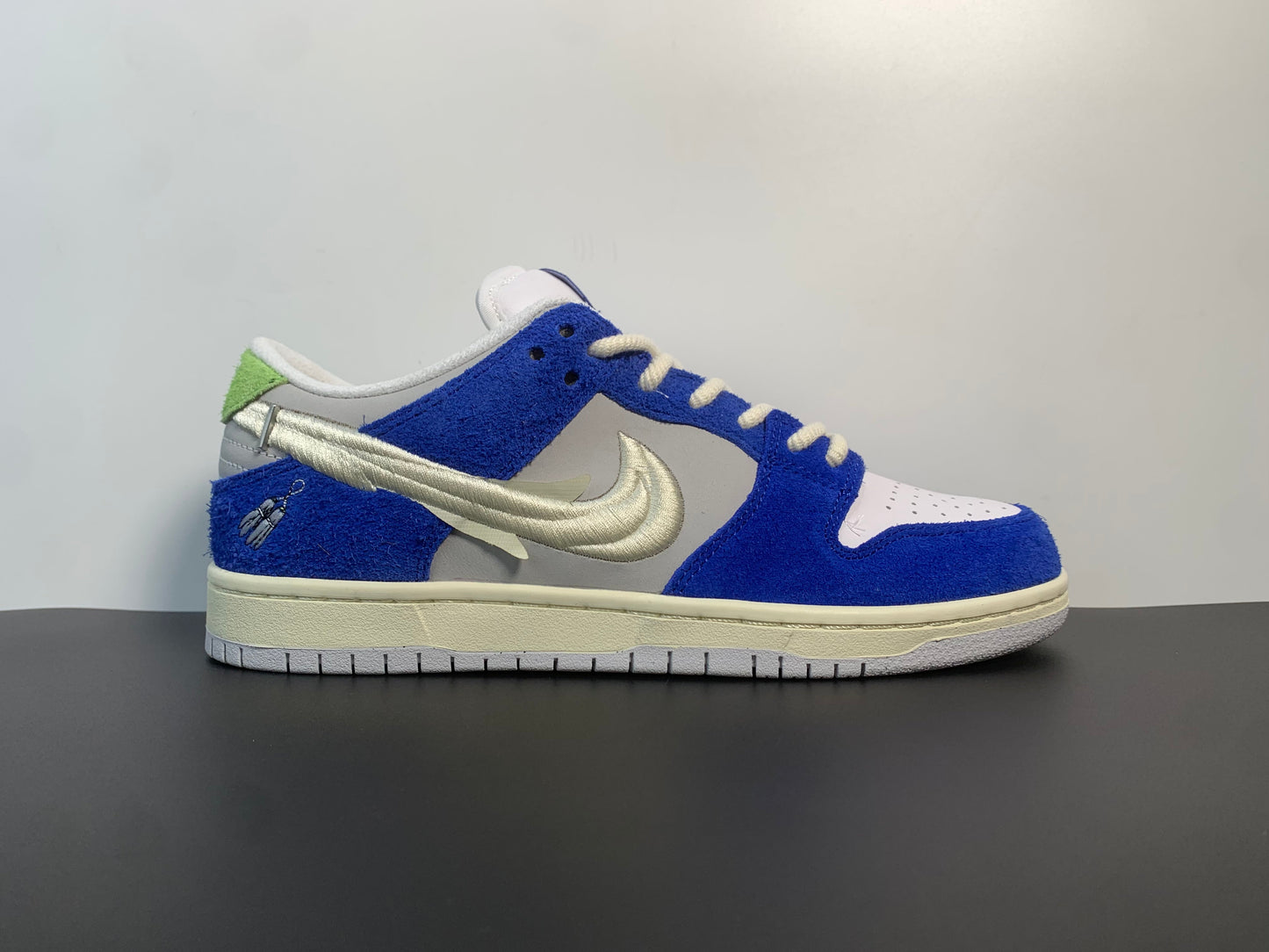 Fly Streetwear x Nike SB Dunk Pro Low Gardenia DQ5130-400