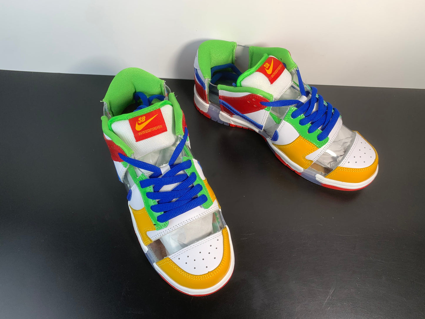 NIKE DUNK SB LOW X SANDY BODECKER 11 AIR FORCE MAX 1 FD8777-100
