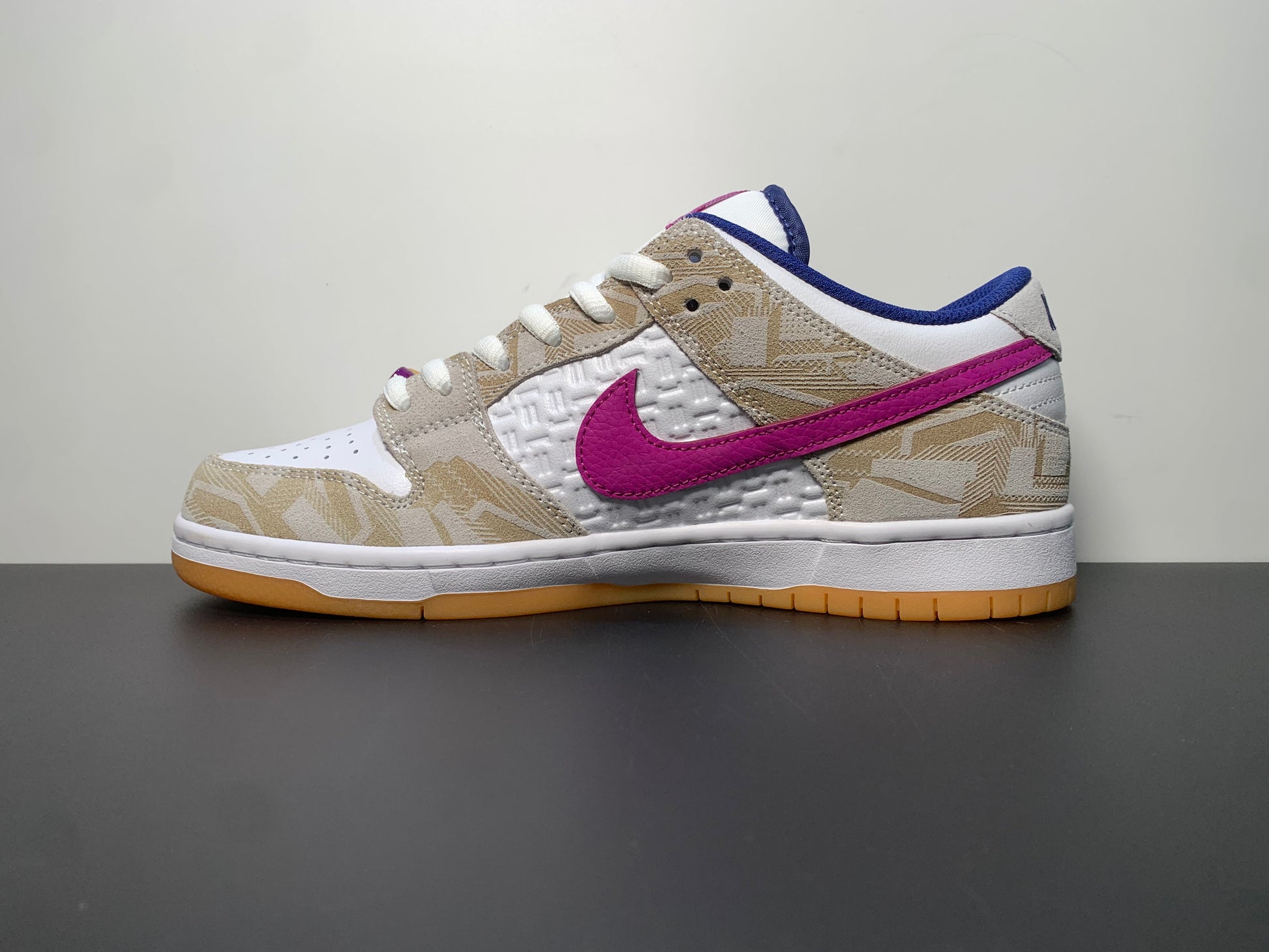 Rayssa Leal x Nike Dunk SB Low hua
