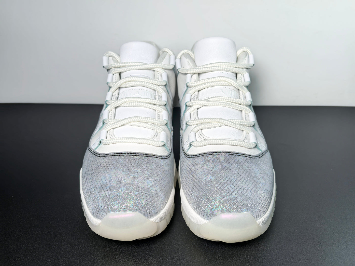 Air Jordan 11 Low “Year of the Snake” 2025 HQ7000-001