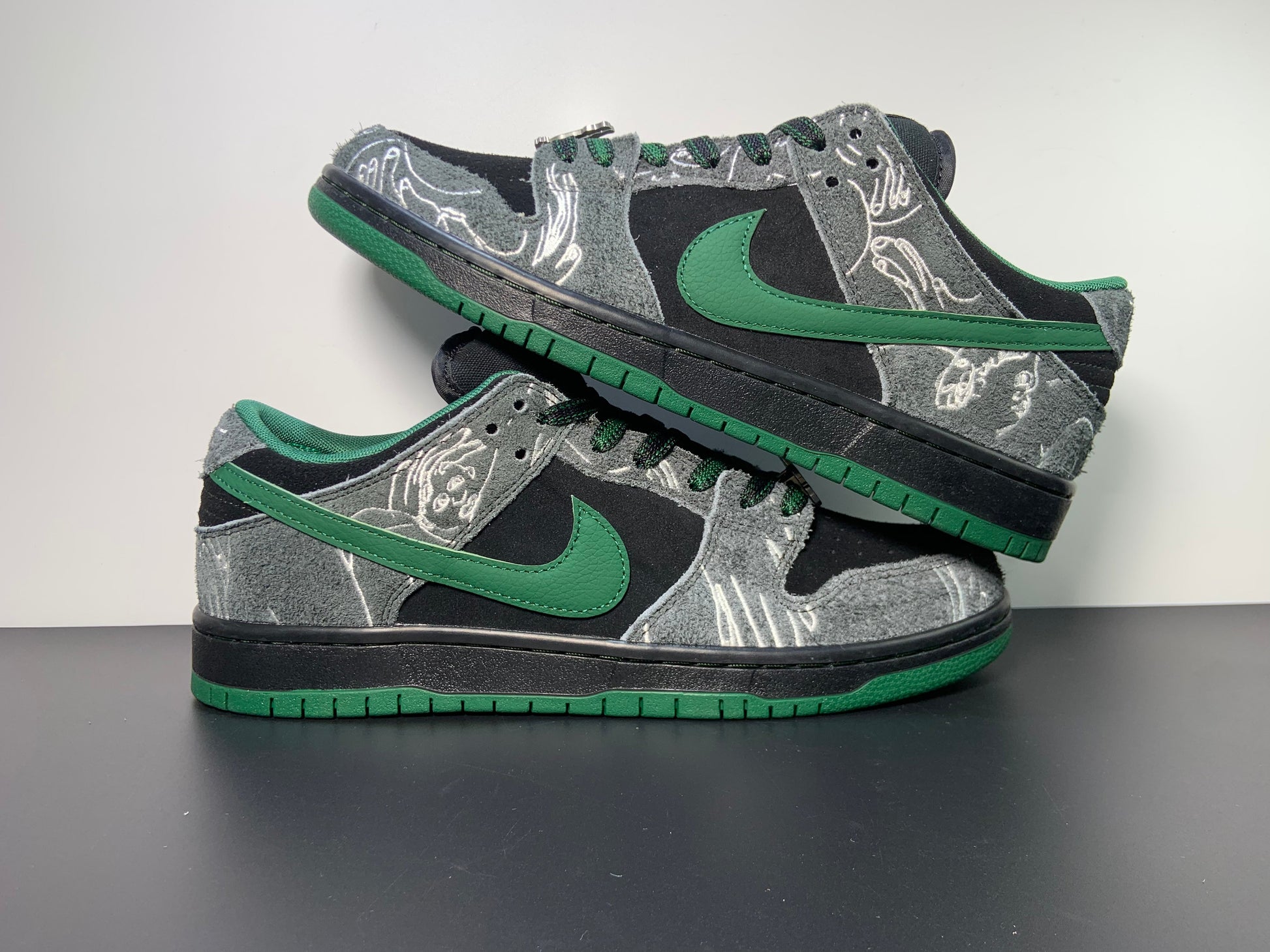 There Skateboards x Nike Dunk SB