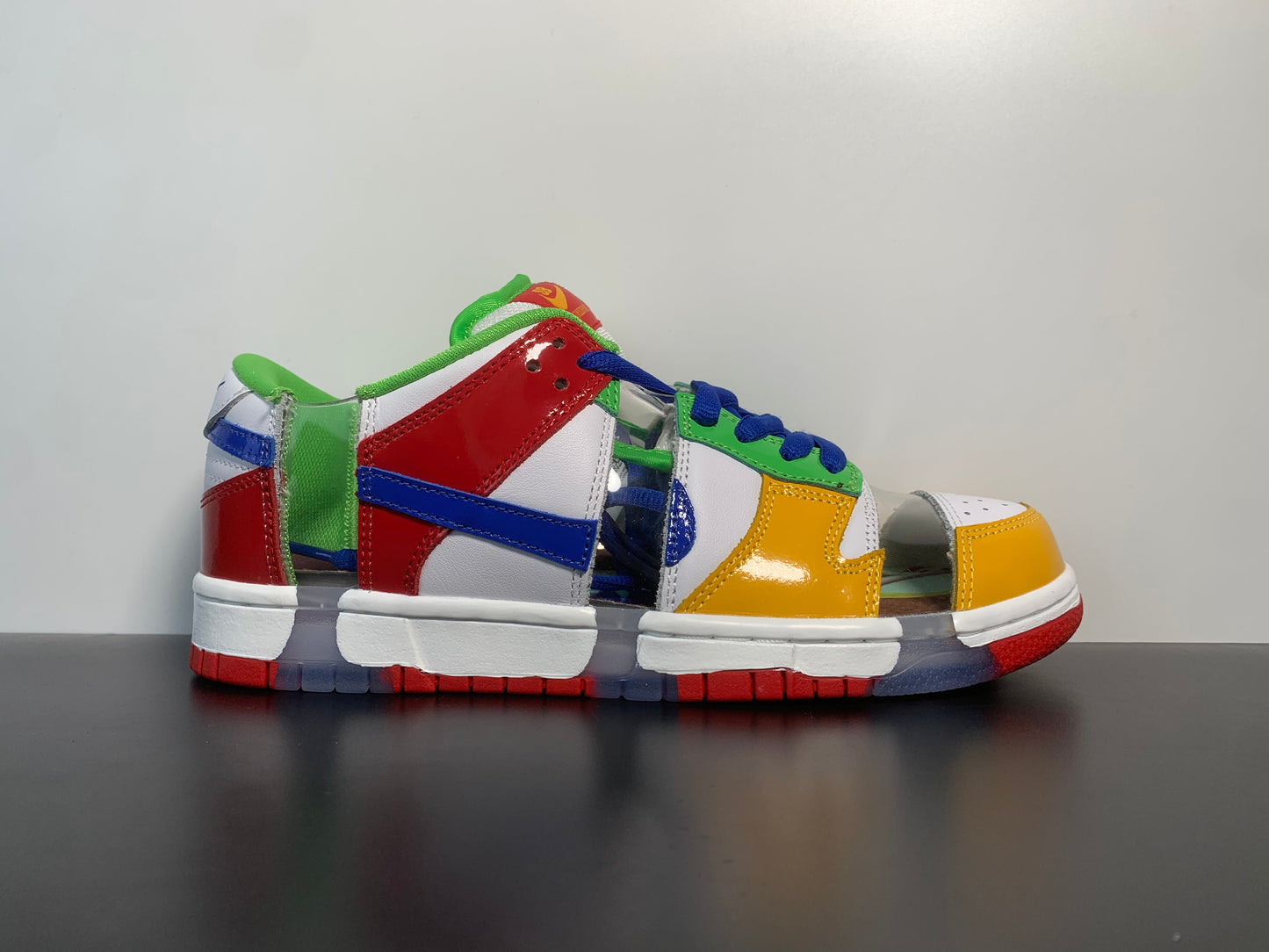 NIKE DUNK SB LOW X SANDY BODECKER 11 AIR FORCE MAX 1 FD8777-100