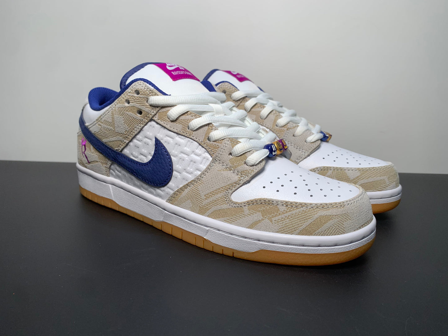 Rayssa Leal x Nike Dunk SB Low hua