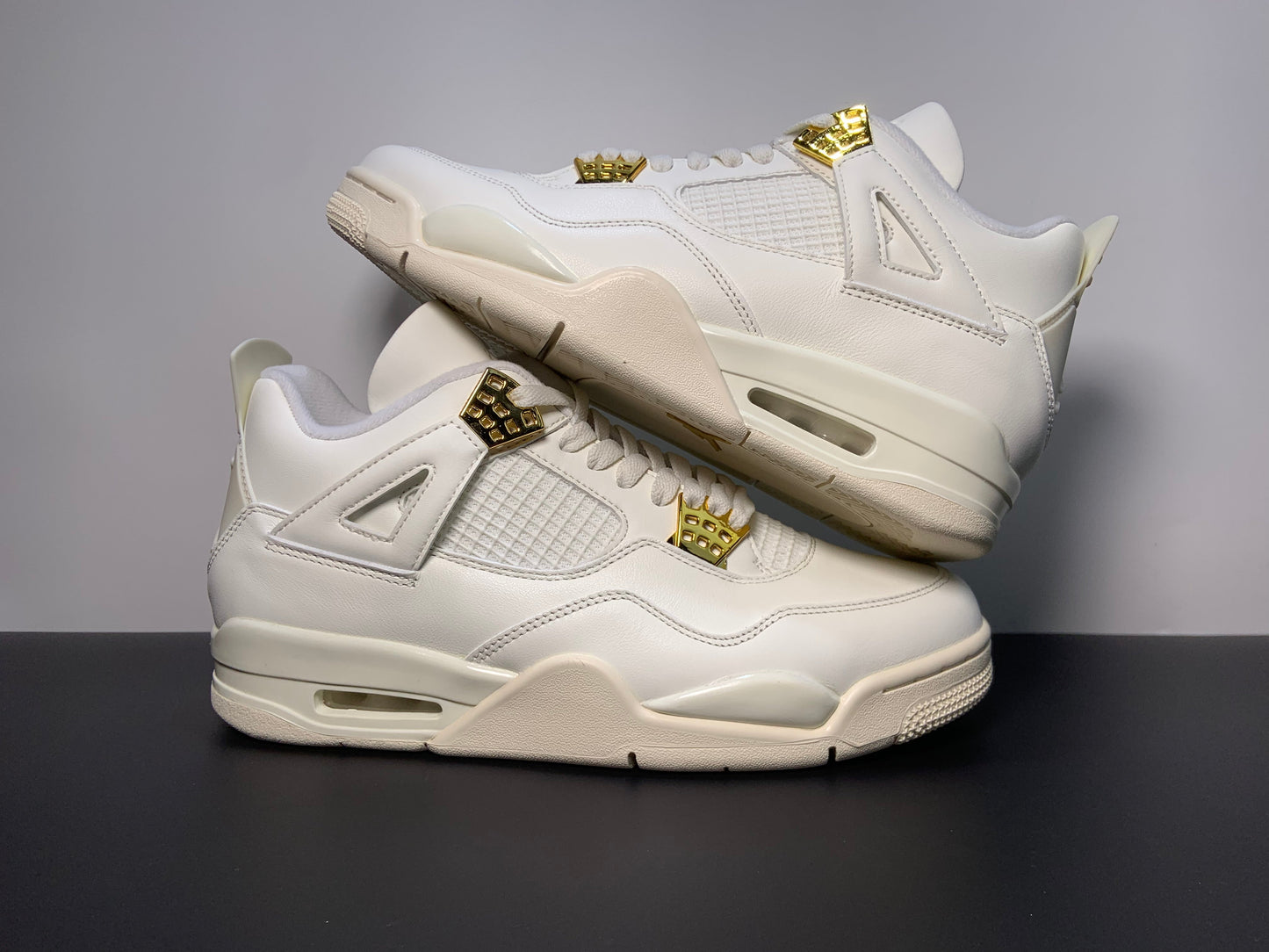 Air Jordan 4 Retro Metallic Gold AQ9129-170 Air Jordan 4 WMNS “Sail”