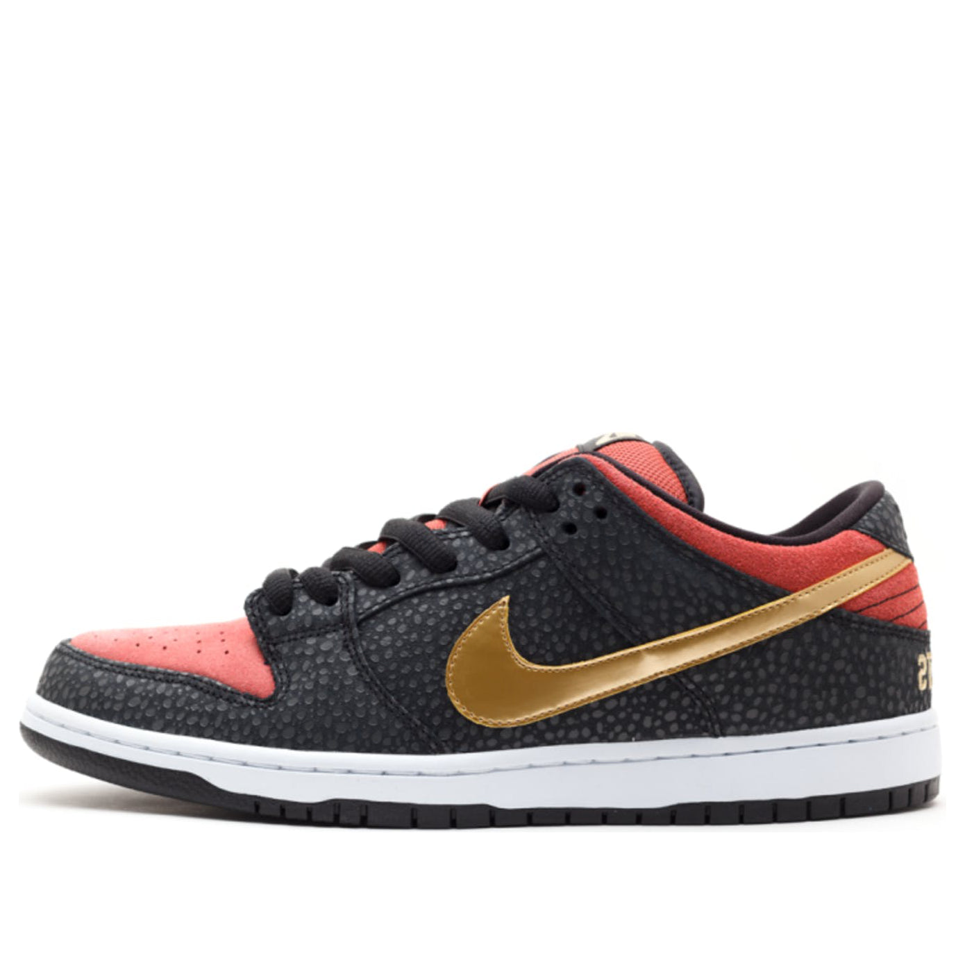 Nike Brooklyn Projects x Dunk Low Pro Prm SB Skateboard 'Walk Of Fame' Black/Metallic Gold-Lght Rdwd 617859-076