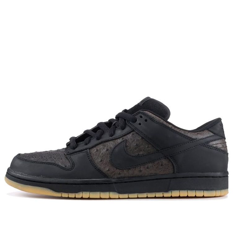 Nike Dunk Low Pro SB Skateboard 'Ostrich' Black/Black 304292-003