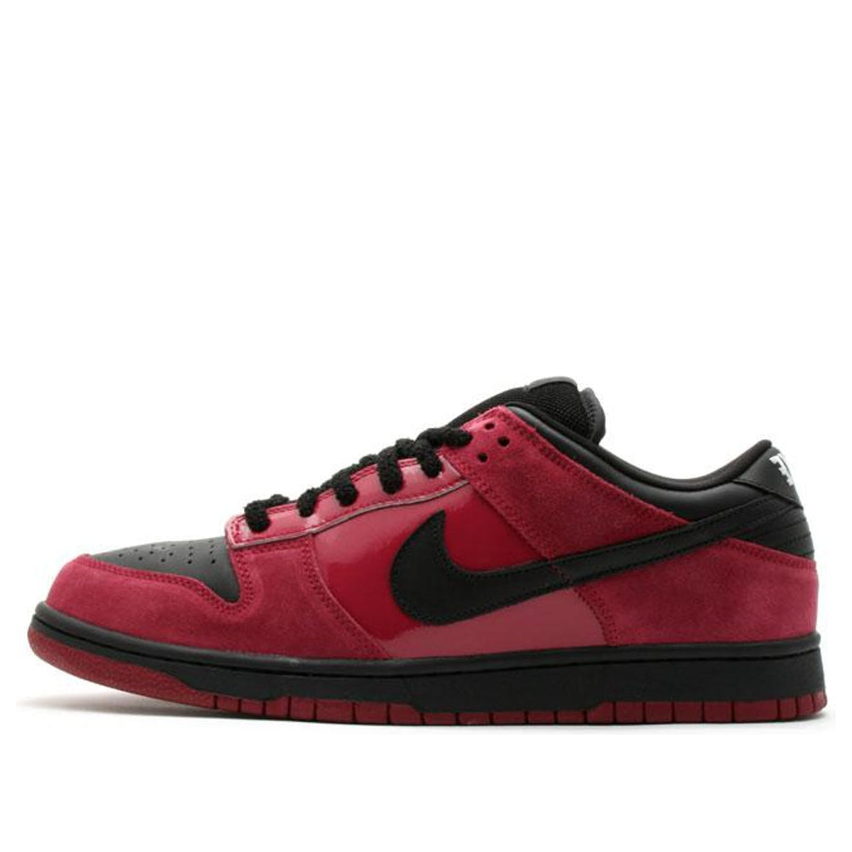 Nike Dunk Low Pro SB Skateboard 'Milli Vanilli' Varsity Crimson/Black 304292-602