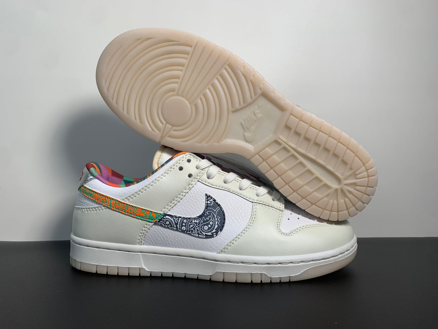 Dunk Low GS 'Multi-Color Paisley'  FN8913-141