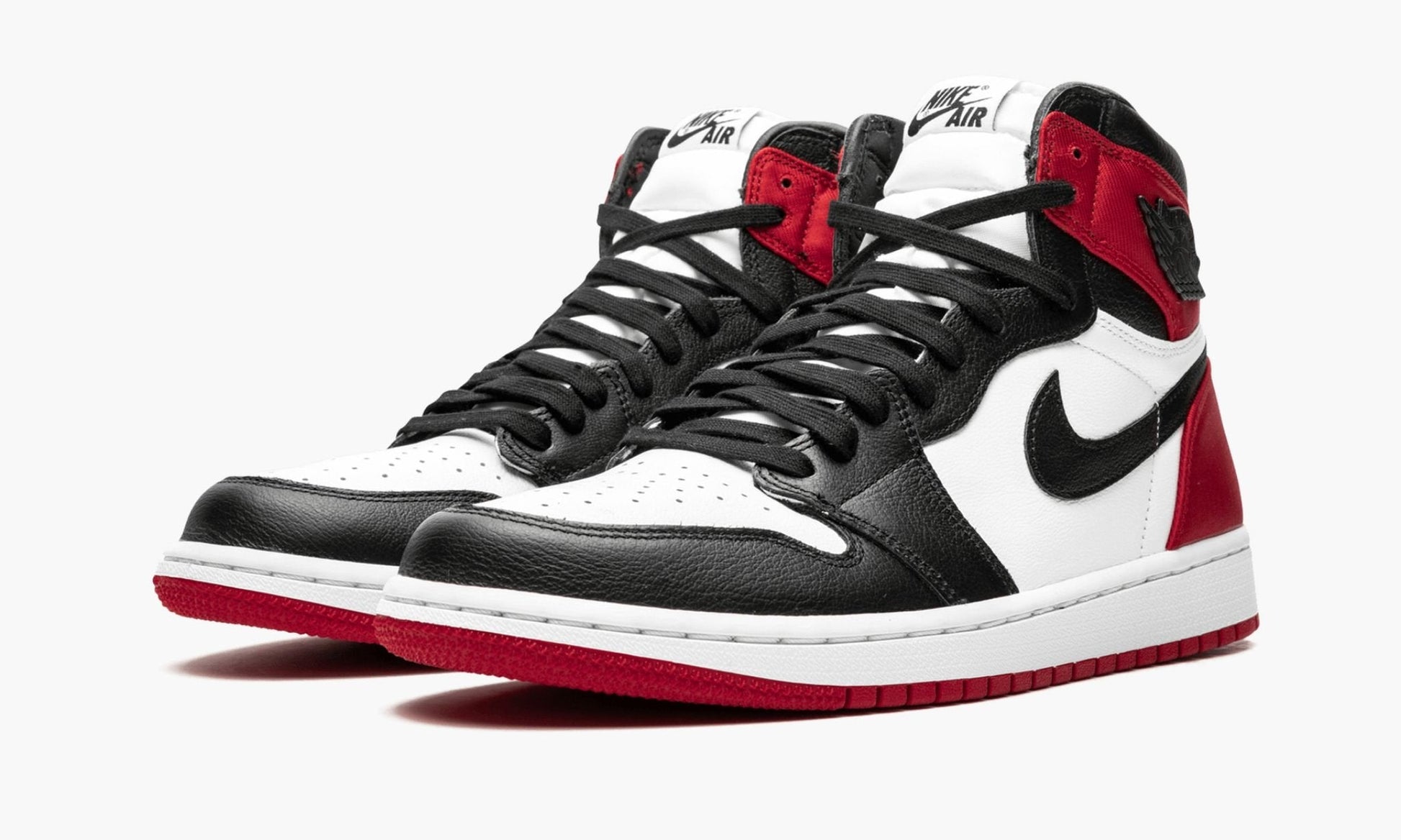 WMNS Air Jordan 1 High OG "Satin Black Toe"