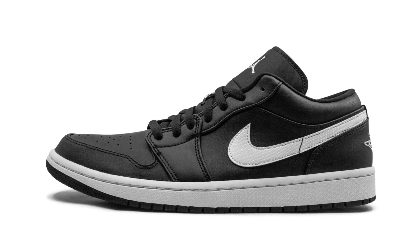 WMNS Air Jordan 1 Low "Black/White"